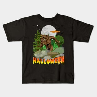 Retro Style Werewolf Halloween Shirt Full Moon Forest Howling Kids T-Shirt